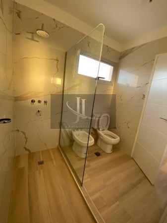 DUPLEX EN VENTA SOLARES DE MANANTIALES 