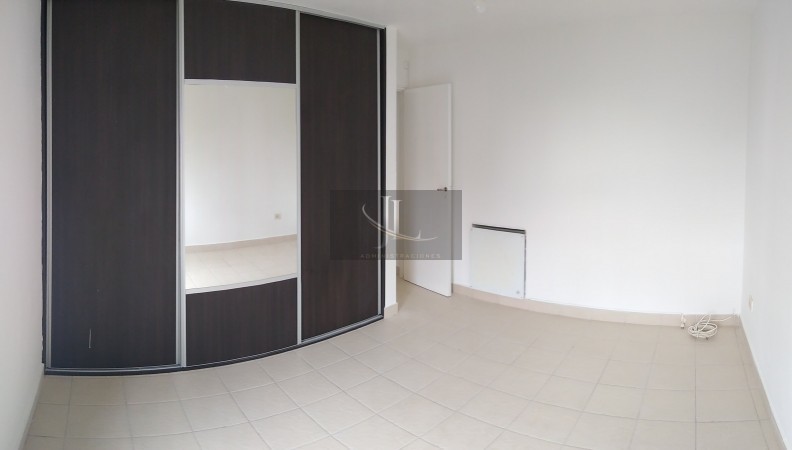 Departamento de 2 Dorm. En complejo cerrado con seguridad en venta. 