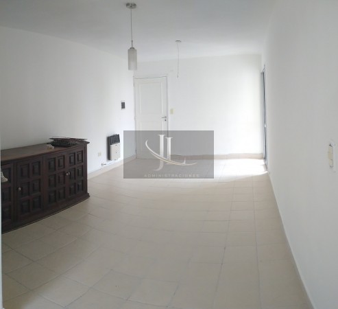 Departamento de 2 Dorm. En complejo cerrado con seguridad en venta. 