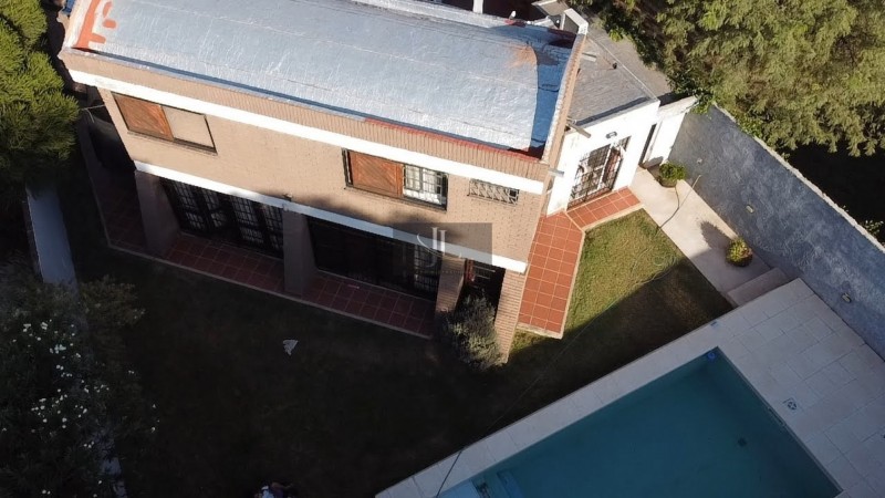 En VENTA, hermosa 