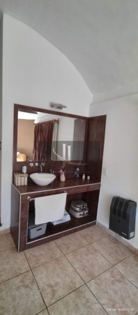 En VENTA, hermosa 