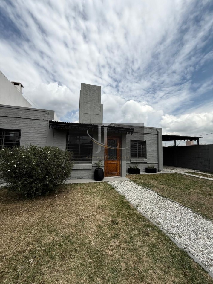 CASA EN VENTA - BARRIO COMARCA DE VILLA ALLENDE 